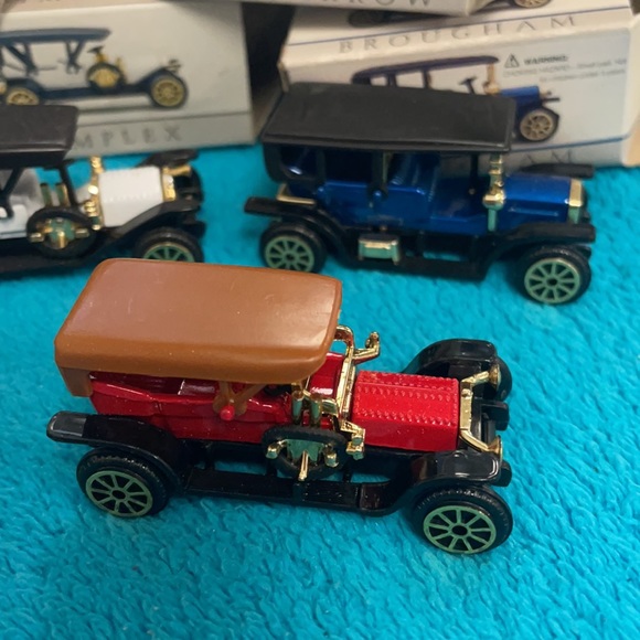 HIGH SPEED Die Cast Metal Classic Cars Lot of 5 - Picture 8 of 10